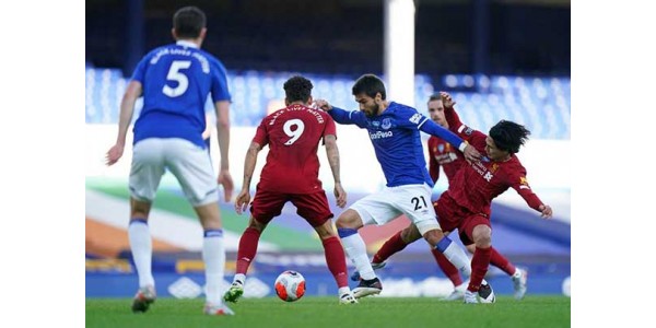 Ändern Sie die Strategie des Liverpool Football Club nach der Niederlage in der Champions League